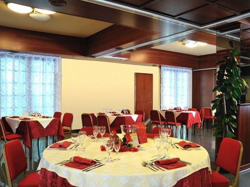 Hotel & Residence Dei Duchi Urbino Kültér fotó